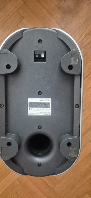 Subwoofer Sony Plata y Negro