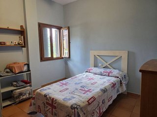 Casa en venta en La Granja-La Colina-Los Pastores en Algeciras