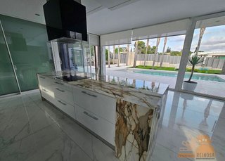 Chalet en venta en La Alcayna en Molina de Segura