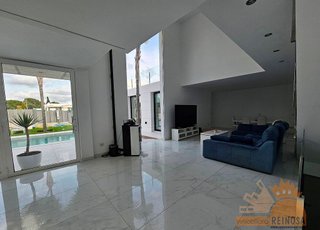 Chalet en venta en La Alcayna en Molina de Segura
