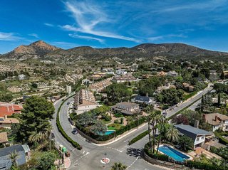 Chalet en venta en Petrer
