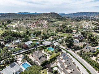 Chalet en venta en Petrer