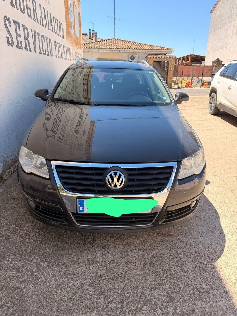 Volkswagen Passat 2006 - foto 1