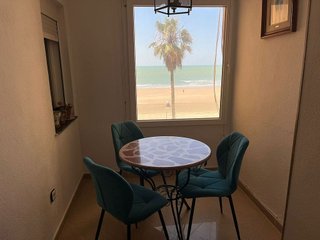 Piso en alquiler en Cortadura - Zona Franca  en Cádiz