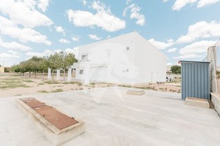 Nave industrial en venta en Crevillent