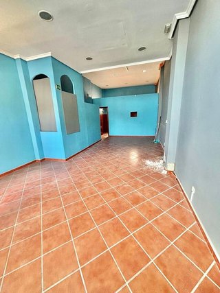 Local comercial en venta en Sevilla la Nueva