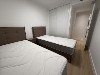 Piso en venta en La Dama de Noche-La Alzambra en Marbella