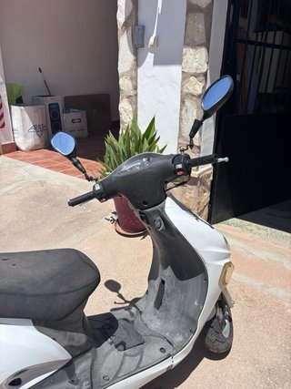Kymco Scooter Blanco VITALITY 50