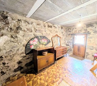 Casa en venta en Aller