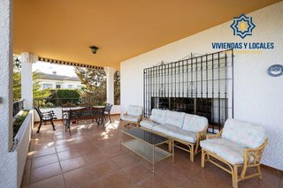 Chalet en venta en Otura