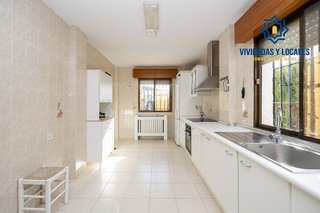 Chalet en venta en Otura