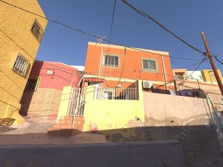 Casa adosada en venta en La Chanca - Pescadería en Almería