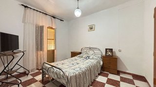 Casa adosada en venta en Illora