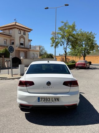 Volkswagen Passat 2022