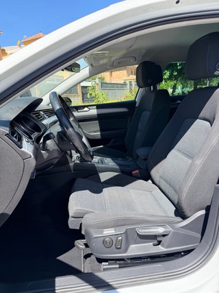 Volkswagen Passat 2022