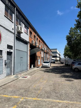 Nave industrial en alquiler en Zona Industrial en Alcobendas