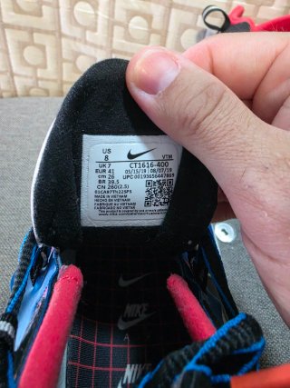 Nike Air Max 270 React Exclusivo