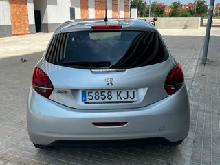 Peugeot 208 1.6HDi 75CV 2018