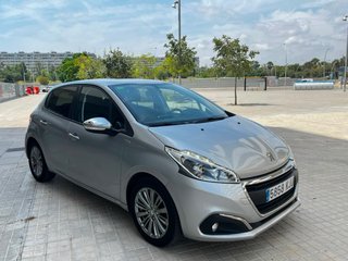 Peugeot 208 1.6HDi 75CV 2018