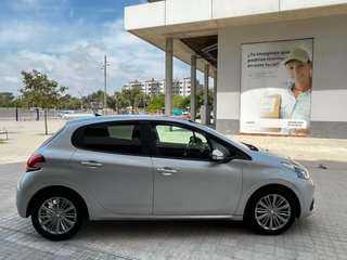 Peugeot 208 1.6HDi 75CV 2018