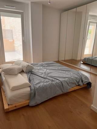 Cama de madera tatami