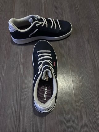 Levi’s Casual Low Top Sneakers Black & White Lifes