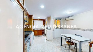 Piso en venta en Trinitat en Valencia
