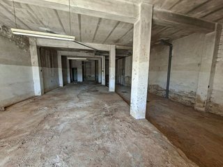 Local comercial en venta en El Castellar-L´Oliveral en Valencia
