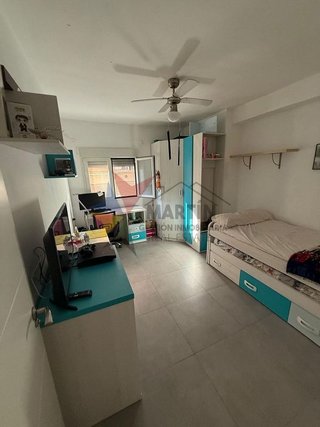 Piso en venta en Parque Victoria Eugenia en Málaga