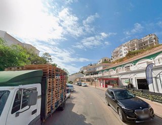 Local comercial en venta en Riviera del Sol en Mijas