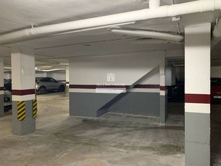 Garaje en venta en Ciutat Jardí en Valencia