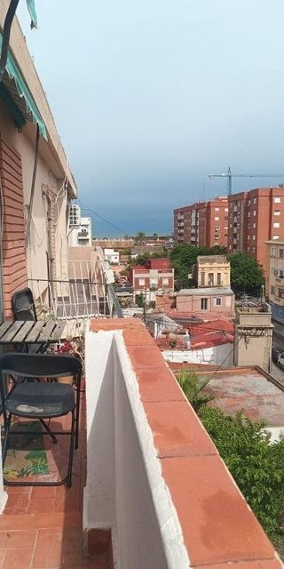 Piso en venta en La Malva-rosa en Valencia