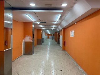 Local comercial en alquiler en Albors en Valencia