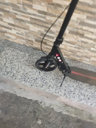 Patinete plegable negro
