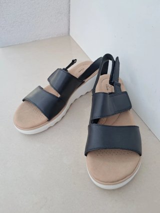 Sandali Clarks Donna Nere Beige