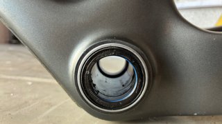 Cuadro Megamo West y manetas SRAM Rival AXS