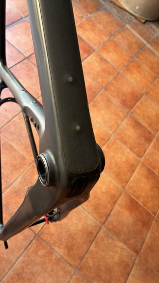 Cuadro Megamo West y manetas SRAM Rival AXS