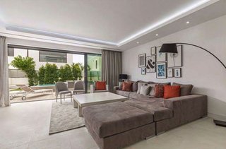 Chalet en alquiler en Las Lomas de Río Verde en Marbella