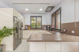 Chalet en alquiler en Las Lomas de Río Verde en Marbella