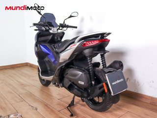 APRILIA SR GT 125