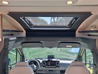 HYMER MERCEDES GTS 685 CAMAS GEMELAS GARAJE