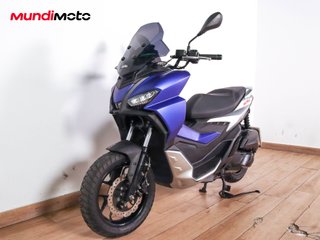 APRILIA SR GT 125