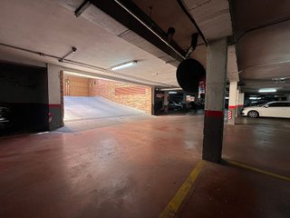 Garaje en venta en Castillejos en Madrid