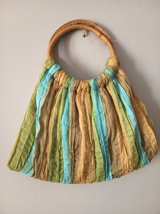 Bolso de mano estilo Boho Chic / Ibicenco