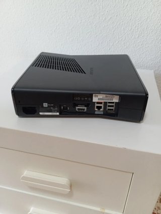 Xbox 360 con Kinect y juegos