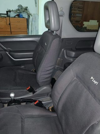 Suzuki Jimny 2000
