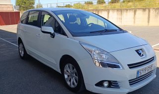 Peugeot 5008 2010