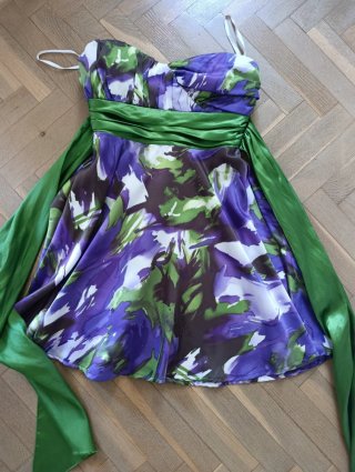 Vestido fiesta corto palabra de honor floral S