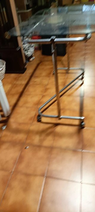 Expositor tienda ropa cristal y metal