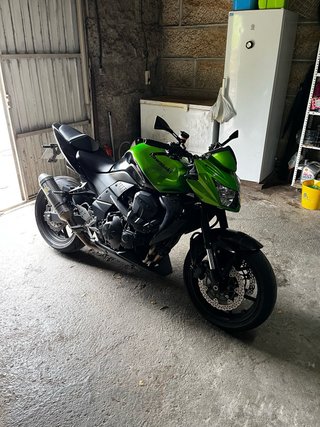 Kawasaki Z750 Naked Verde/Negra